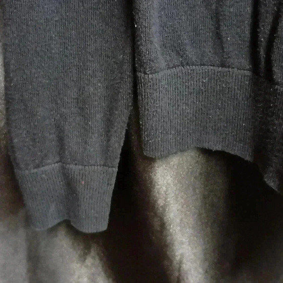 long sleeve size medium black forever 21 sweater - Picture 4 of 5